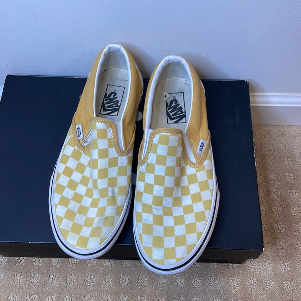 Vans - Picture 3 of 3